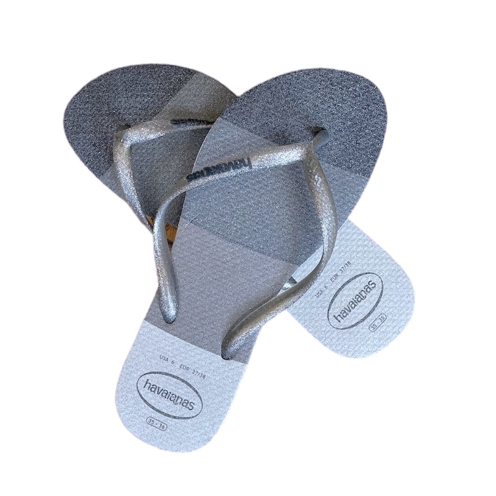 NWOT Havaianas Glitter Flip Flops in Silver